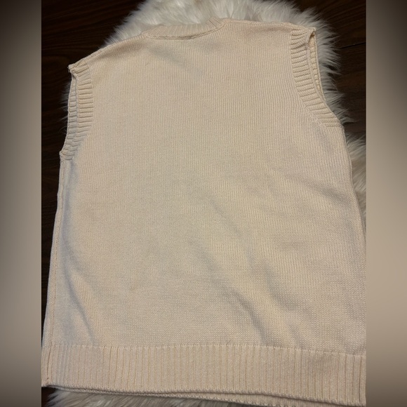 Angels Hand Printed Cable Knit Vest - Picture 9 of 14